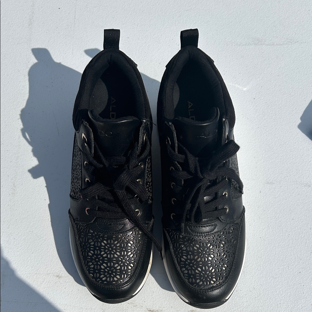 Also Black Lace wedge Sneakers